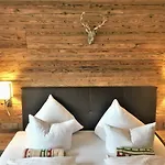 Almhof Kitzlodge - Alpine Lifestyle Hotel Kirchberg in Tirol
