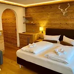 Almhof Kitzlodge - Alpine Lifestyle 3*