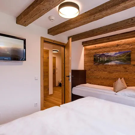 Almhof Kitzlodge - Alpine Lifestyle ホテル 3*