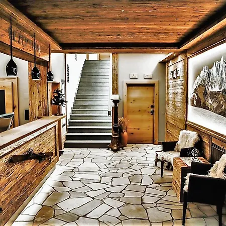 Hotell Almhof Kitzlodge - Alpine Lifestyle Kirchberg in Tirol