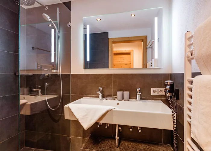 Hotell Almhof Kitzlodge - Alpine Lifestyle