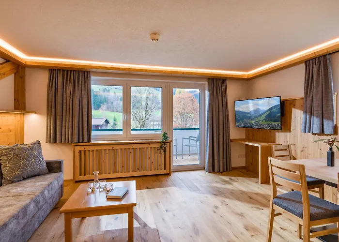 Almhof Kitzlodge - Alpine Lifestyle Kirchberg in Tirol